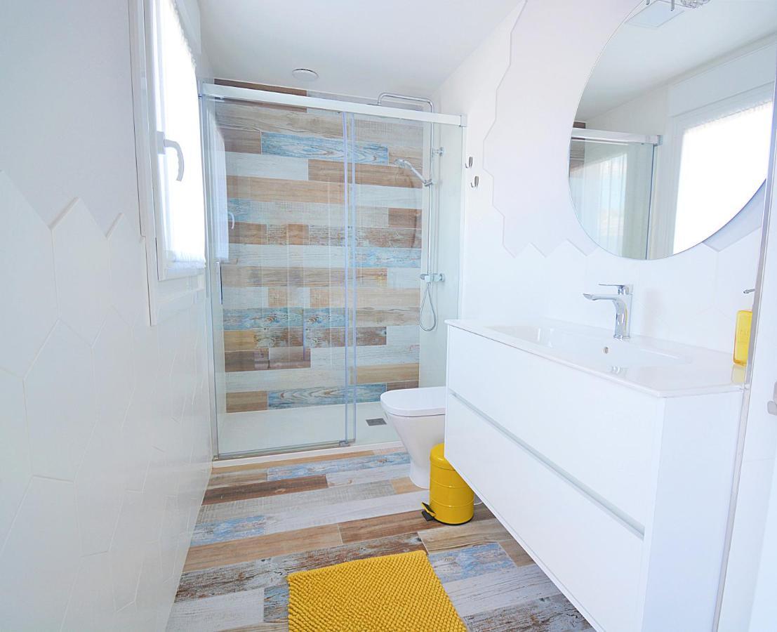 Galihost - Apartamentos Mamuela Ribadumia Kültér fotó